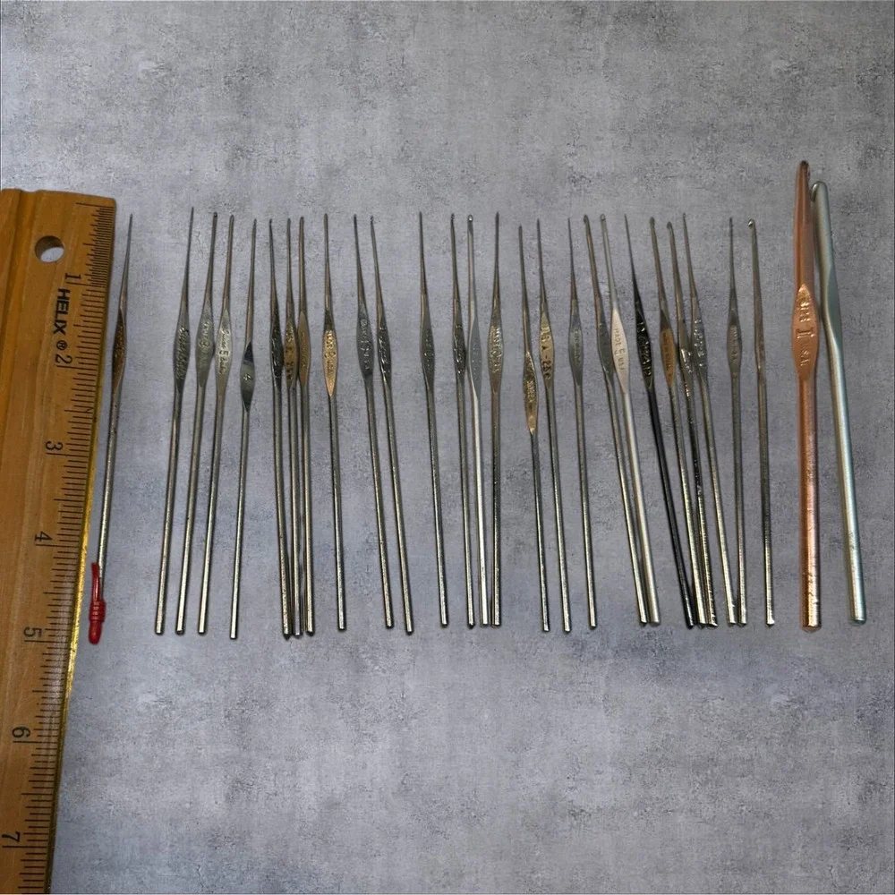 Vtg L'Oreal & Boye & Susan Bates Mixed Steel Metal Lace‎ Crochet Lace Hooks Lot
